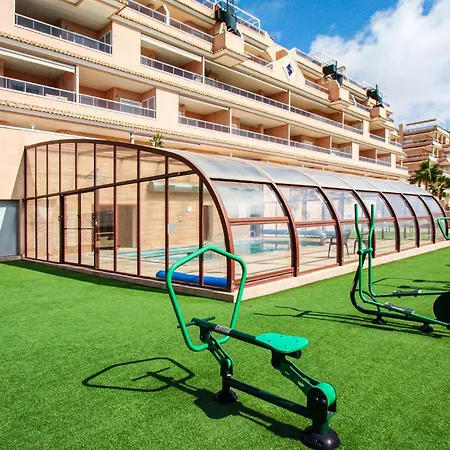 Cozy Apartment In Torrevieja With Sauna Διαμέρισμα *